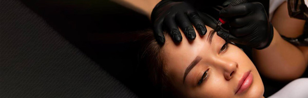 Nano Brows vs Microblading: Which is the Right Choice for You?